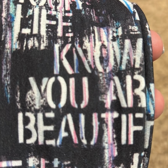 RoGaWear positive saying versatile headband/ scarf. - Picture 5 of 5